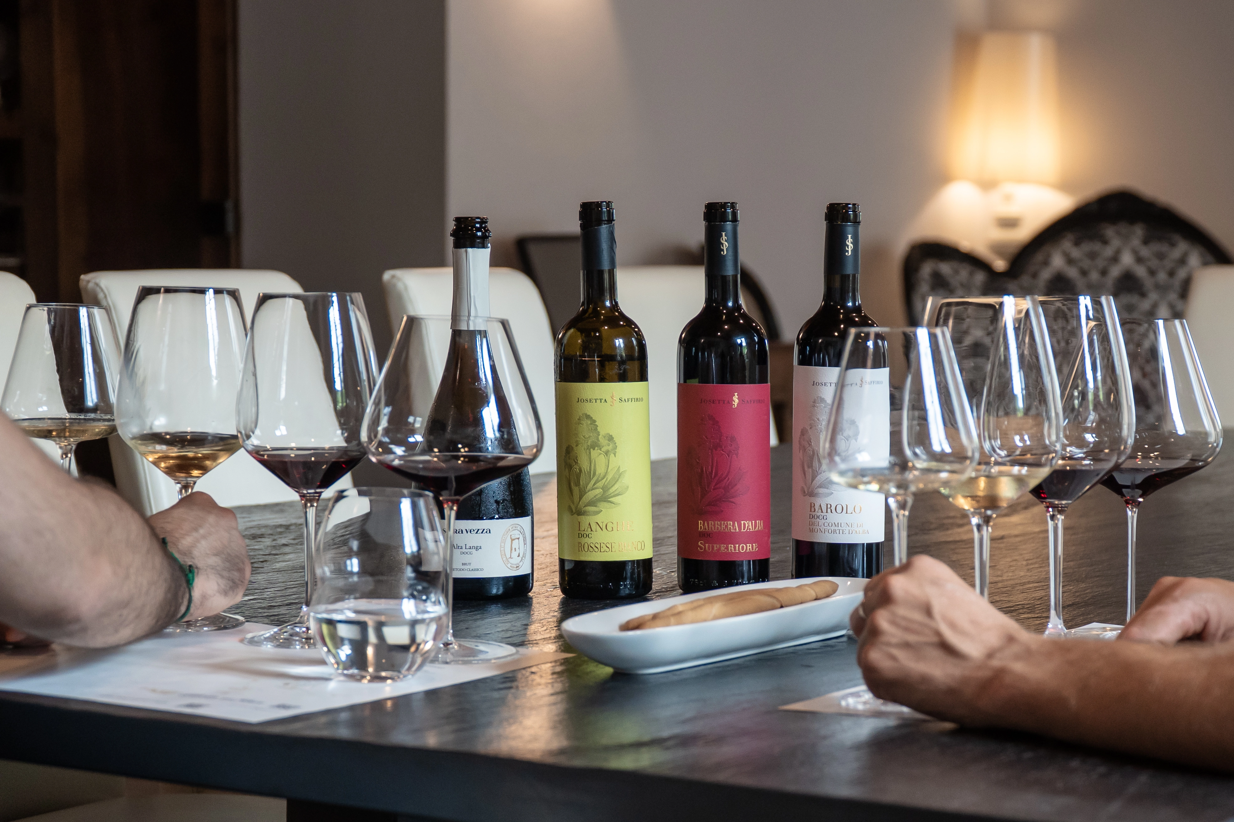 AUTHENTIC EXPERIENCE